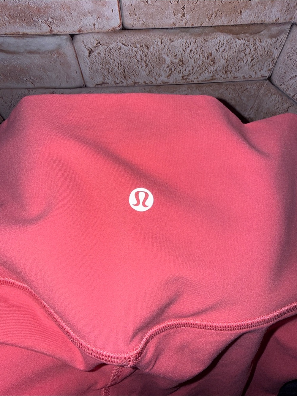 Lululemon align NWOT High-Waist Coral Pink size 6 26 inseam - Picture 6 of 7